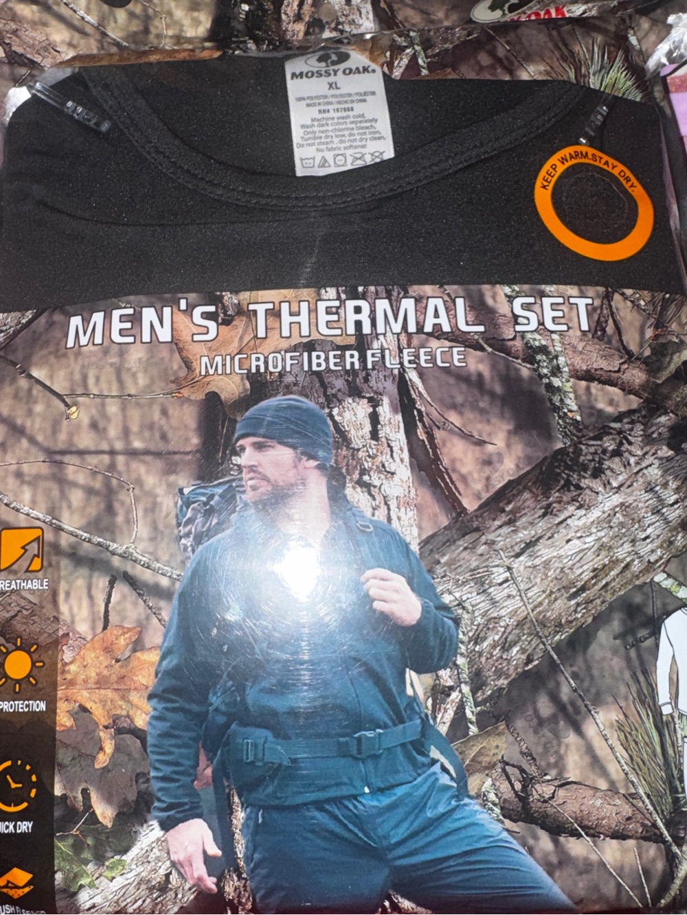 Mossy Oak Men’s Black Thermal Microfiber Fleece Set